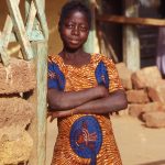 Burkina Faso, una ragazzina a Nanoro'